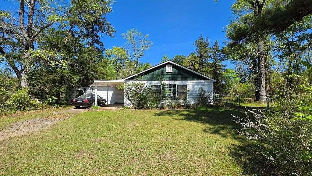 1.73 Acres of Land with Home for Sale in Lufkin, Texas