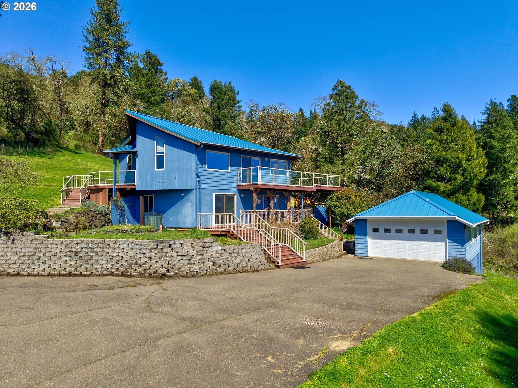 6 Acres of Land with Home for Sale in Sutherlin, Oregon