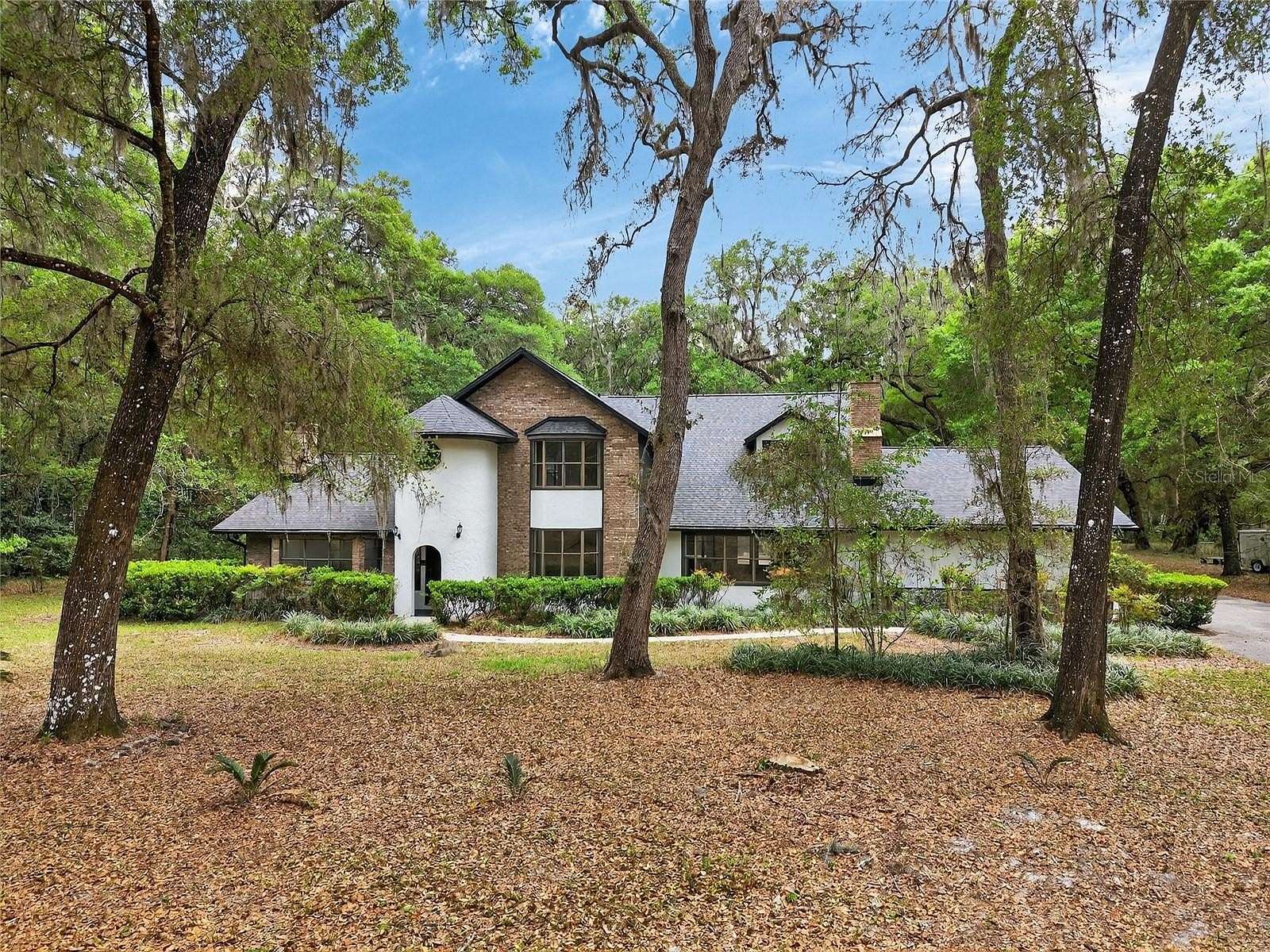 3 Acres of Land with Home for Sale in Gainesville, Florida