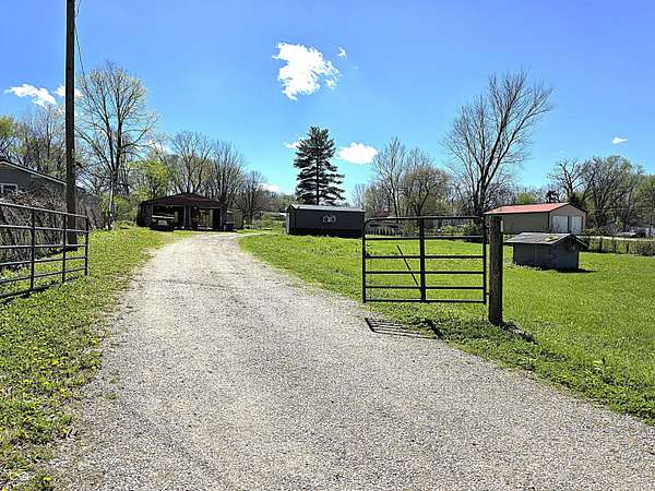 1.47 Acres of Residential Land for Sale in Mooresville, Indiana