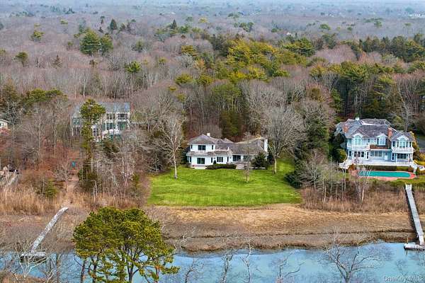 2.52 Acres of Land with Home for Sale in Quogue, New York