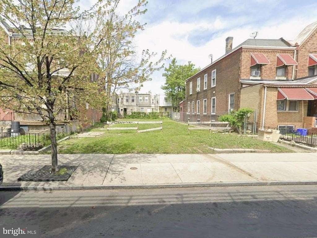 0.04 Acres of Residential Land for Sale in Philadelphia, Pennsylvania