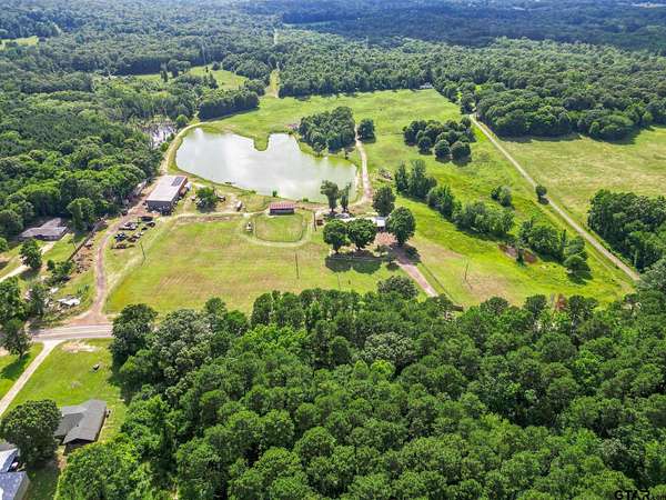 10 Acres of Residential Land for Sale in Hughes Springs, Texas
