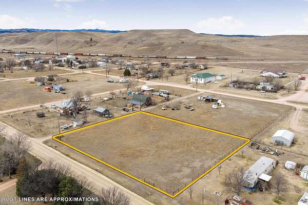 1 Acre of Residential Land for Sale in Fairburn, South Dakota