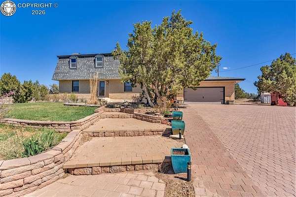 9 Acres of Land with Home for Sale in Penrose, Colorado