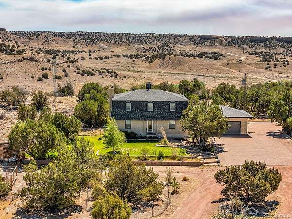 9 Acres of Land with Home for Sale in Penrose, Colorado