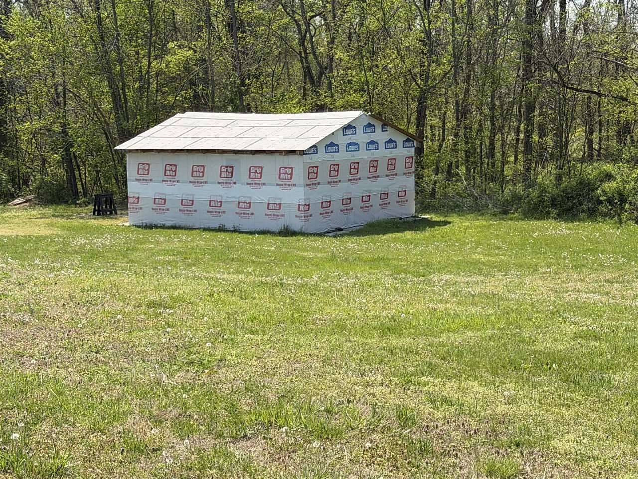 20.6 Acres of Land for Sale in Bowling Green, Kentucky
