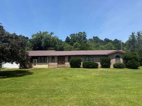 Land with Home for Sale in Marion, Kentucky