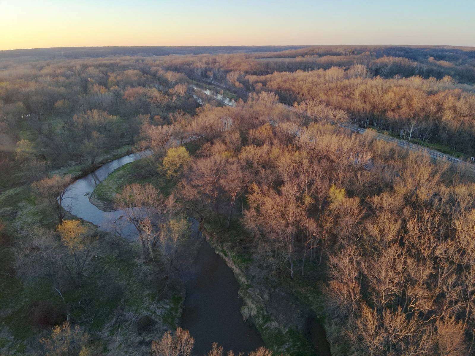 6 Acres of Land for Sale in Princeton, Illinois