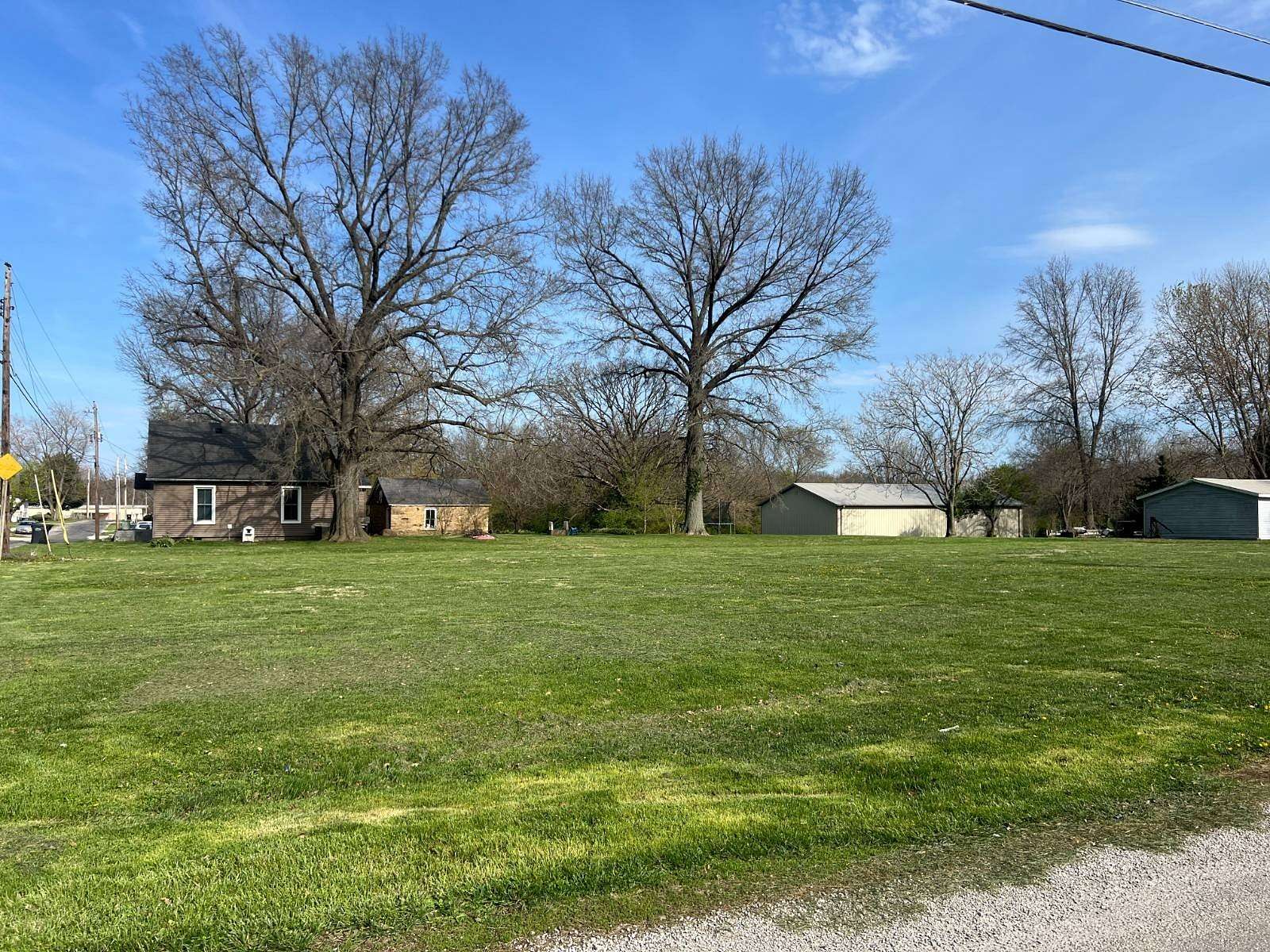 0.41 Acres of Land for Sale in Carlinville, Illinois