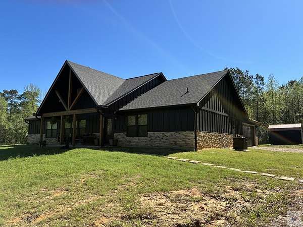 8.2 Acres of Land with Home for Sale in Texarkana, Arkansas