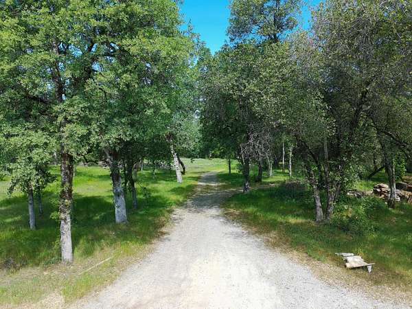 5 Acres of Land for Sale in Redding, California