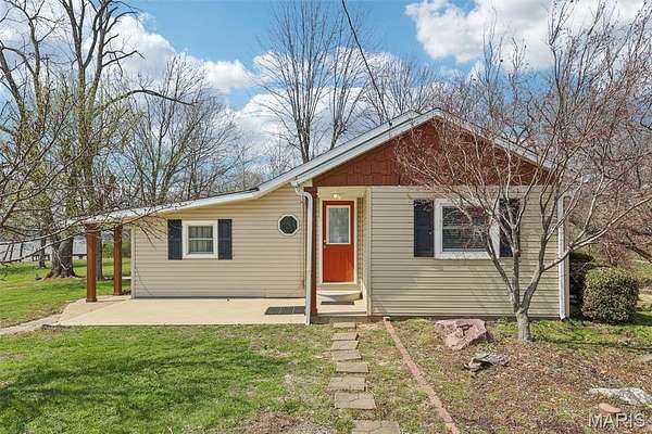 3.76 Acres of Land with Home for Sale in Greenville, Illinois