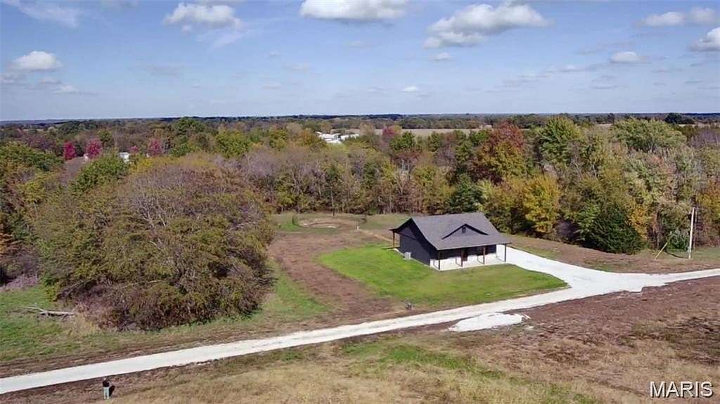 5 Acres of Land with Home for Sale in Perry, Missouri