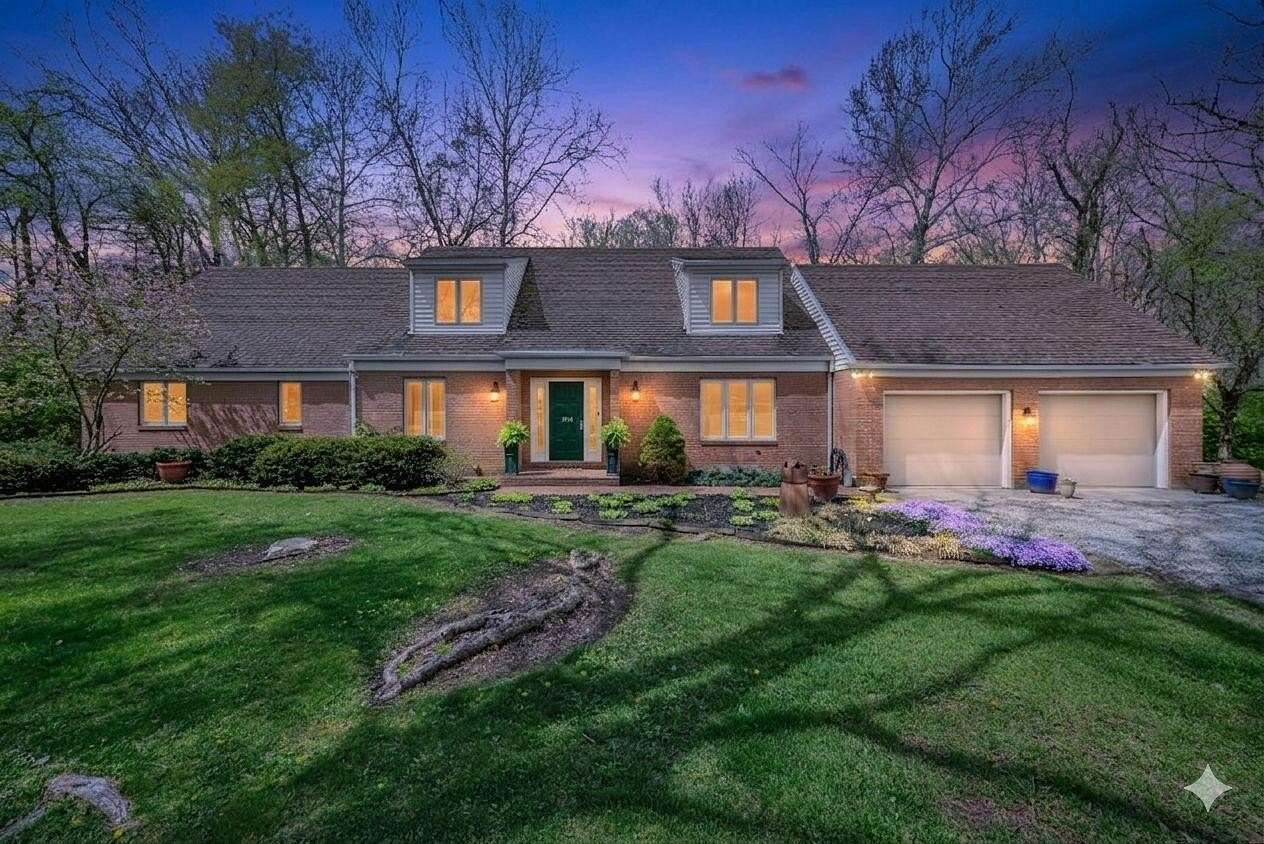 5 Acres of Land with Home for Sale in Circleville, Ohio