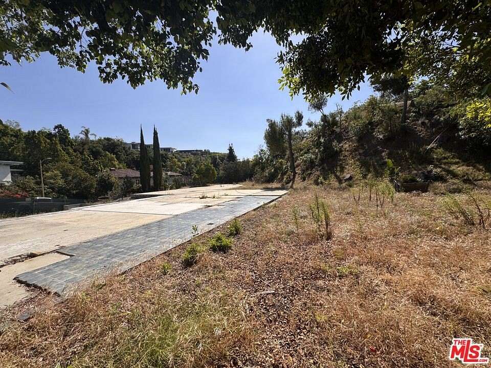 0.49 Acres of Land for Sale in Beverly Hills, California