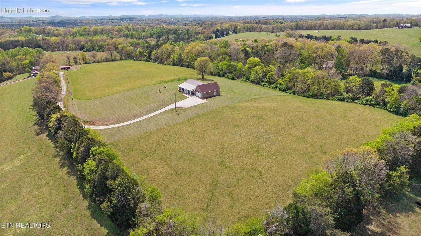 15.3 Acres of Land with Home for Sale in Loudon, Tennessee