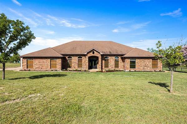 5 Acres of Land with Home for Sale in Moody, Texas
