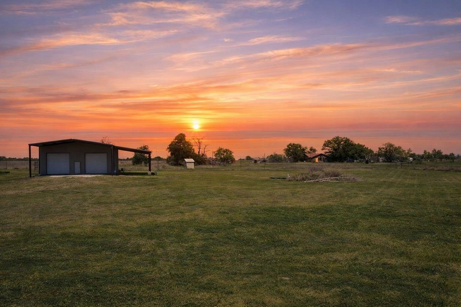 1.9 Acres of Residential Land for Sale in Marlin, Texas
