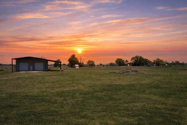 1.9 Acres of Residential Land for Sale in Marlin, Texas