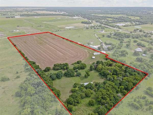 22 Acres of Land with Home for Sale in Covington, Texas