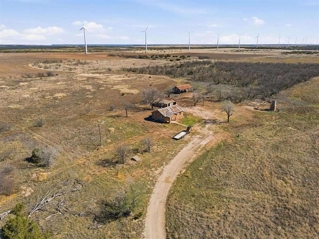 110 Acres of Land for Sale in Sweetwater, Texas