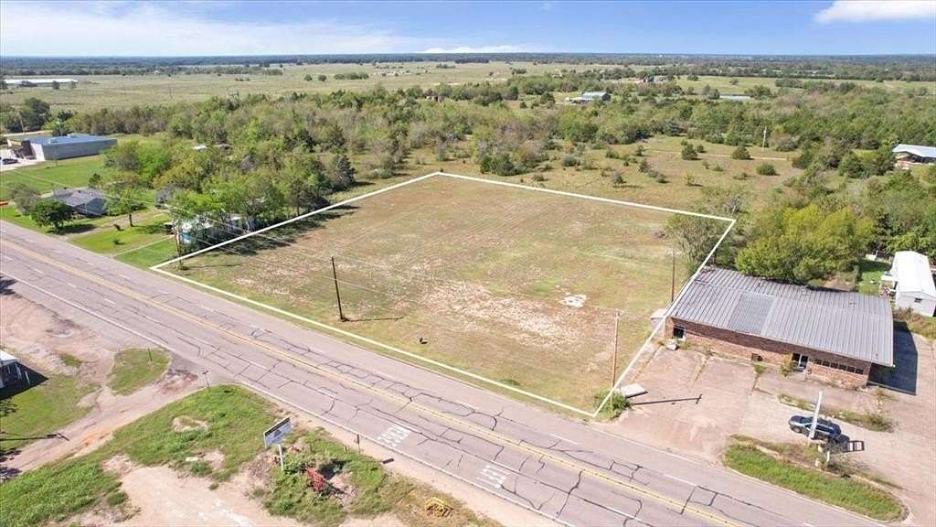 2.17 Acres of Mixed-Use Land for Sale in Talco, Texas