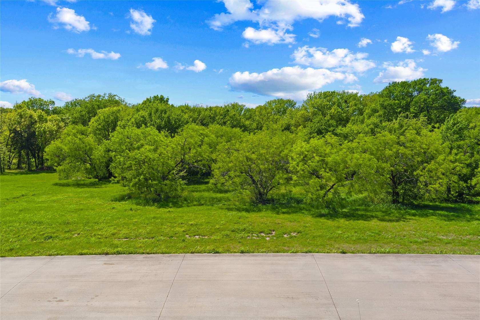 5 Acres of Residential Land for Sale in Cedar Hill, Texas