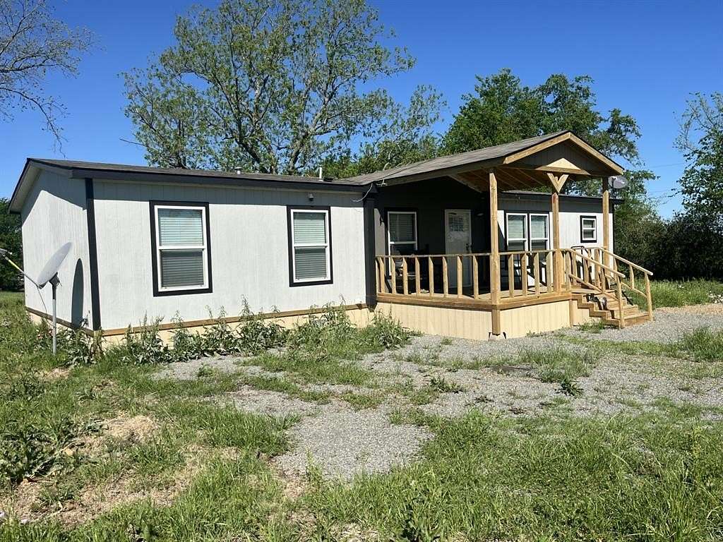 18.7 Acres of Land with Home for Sale in Annona, Texas