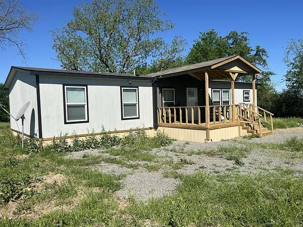 18.7 Acres of Land with Home for Sale in Annona, Texas