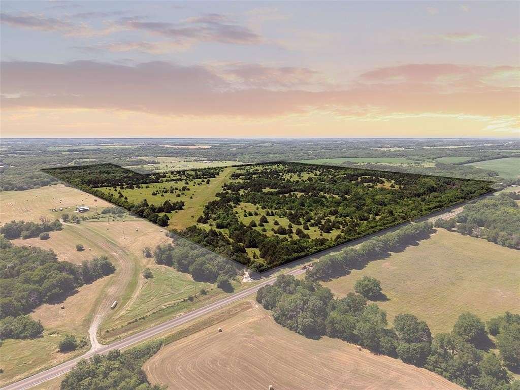 159 Acres of Land for Sale in Van Alstyne, Texas