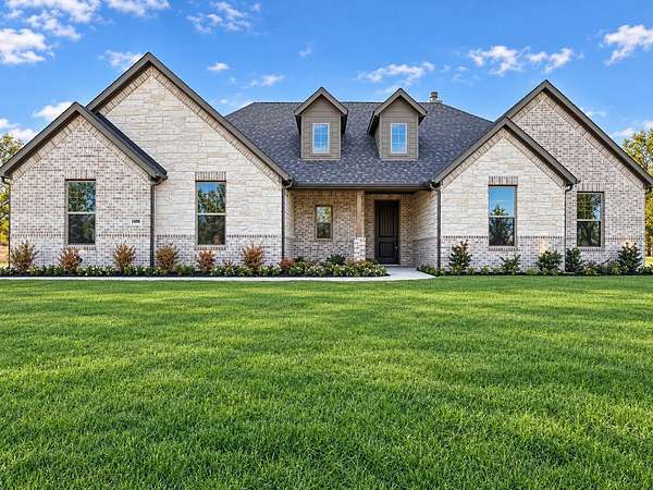 2 Acres of Land with Home for Sale in Weatherford, Texas