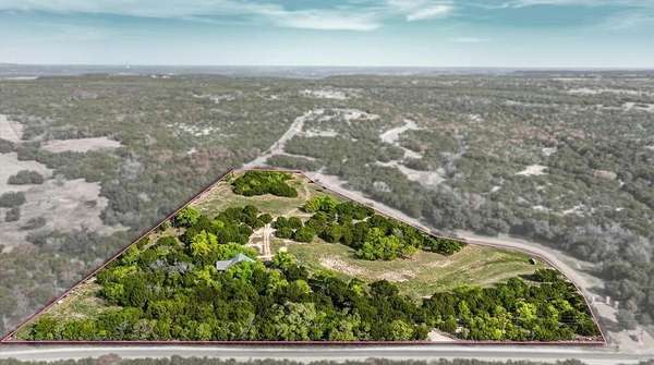 9.32 Acres of Land with Home for Lease in Glen Rose, Texas