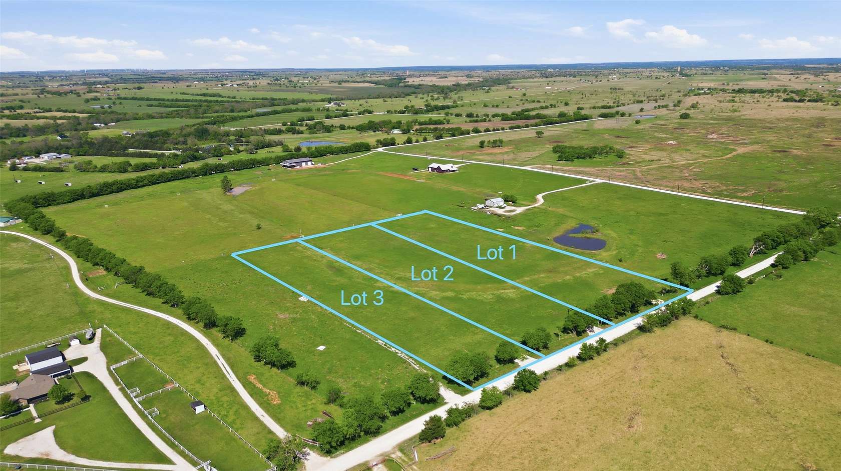 2.79 Acres of Mixed-Use Land for Sale in Gainesville, Texas