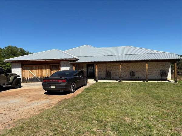 6 Acres of Land with Home for Sale in Fort Worth, Texas