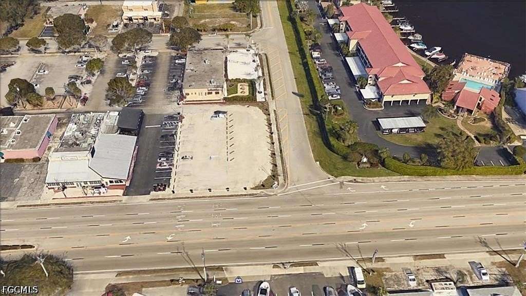 0.35 Acres of Commercial Land for Sale in Cape Coral, Florida