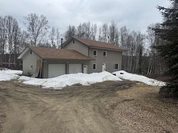 1.8 Acres of Land with Home for Sale in Fairbanks, Alaska