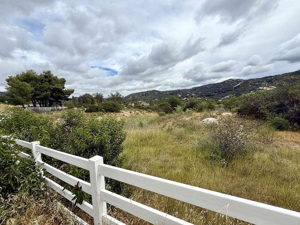 46.6 Acres of Agricultural Land for Sale in Fallbrook, California