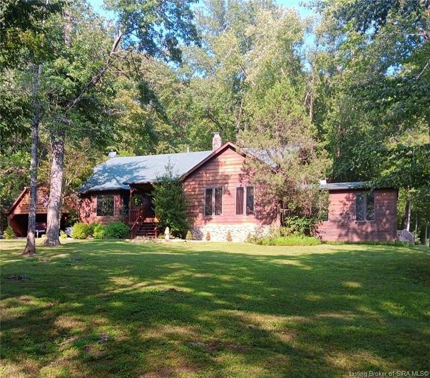 8.83 Acres of Land with Home for Sale in New Albany, Indiana