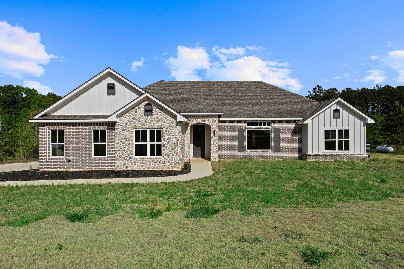 2 Acres of Land with Home for Sale in Henderson, Texas