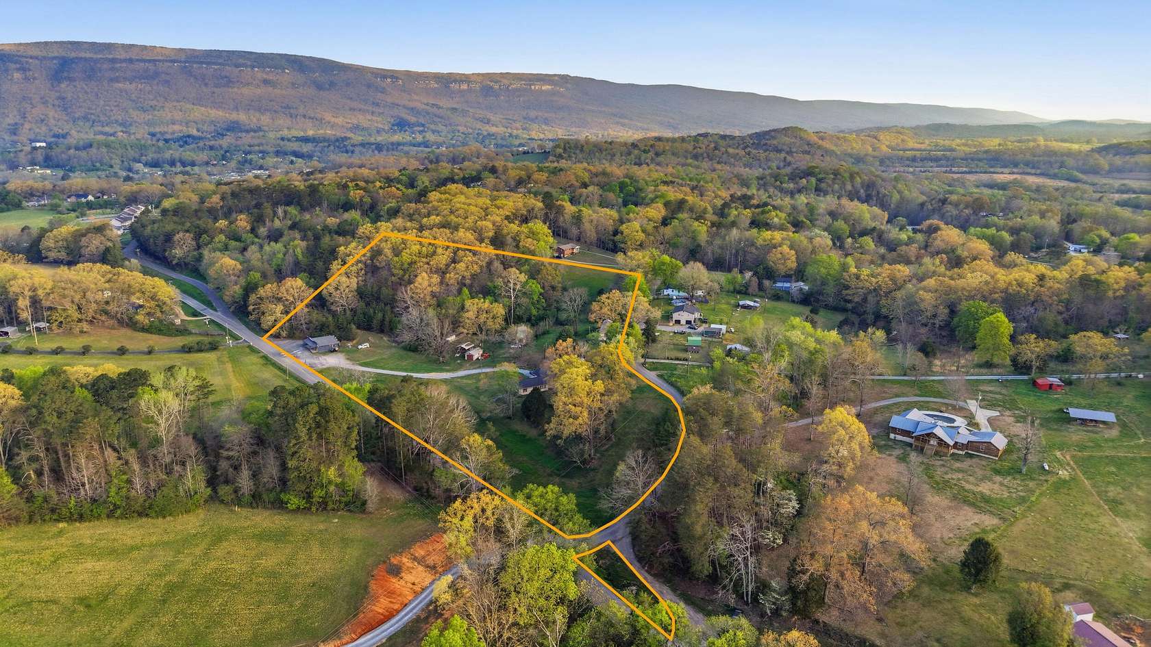 15.5 Acres of Improved Land for Sale in Whitwell, Tennessee