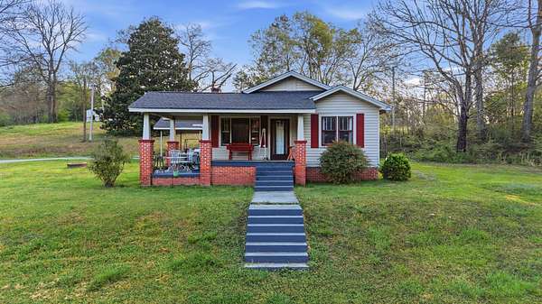 15.5 Acres of Improved Land for Sale in Whitwell, Tennessee