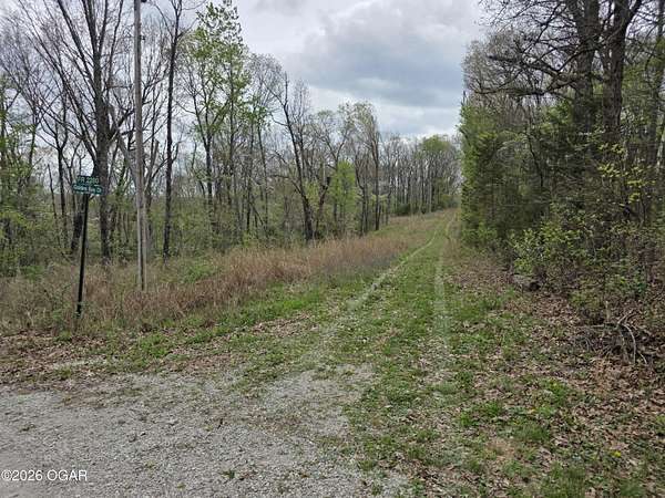 7 Acres of Recreational Land for Sale in Golden, Missouri