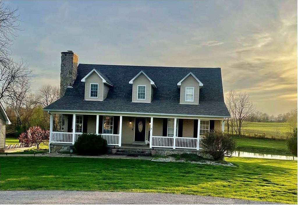 4.62 Acres of Land with Home for Sale in Flemingsburg, Kentucky