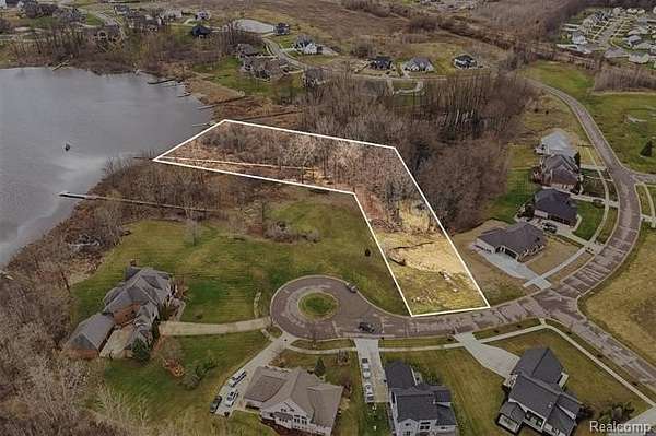 2.28 Acres of Residential Land for Sale in Fenton, Michigan