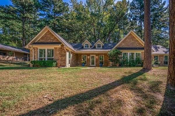8.66 Acres of Land with Home for Sale in Rusk, Texas