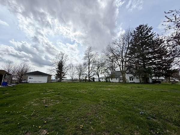 0.42 Acres of Land for Sale in Newman, Illinois