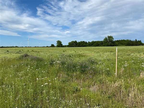 8.62 Acres of Residential Land for Sale in Crescent, Oklahoma