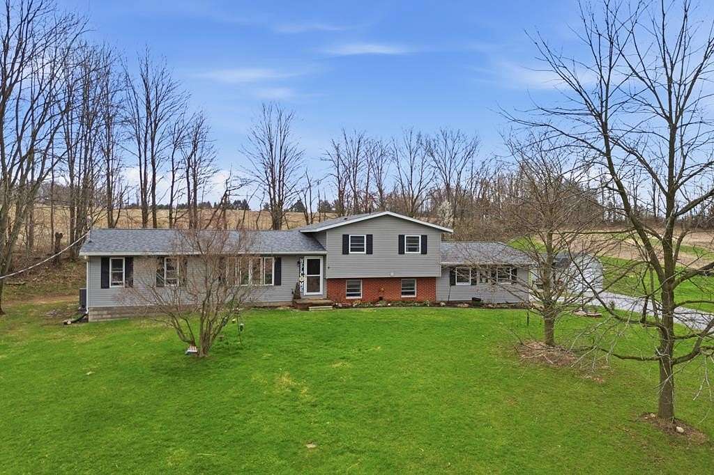 2.5 Acres of Land with Home for Sale in Loudonville, Ohio