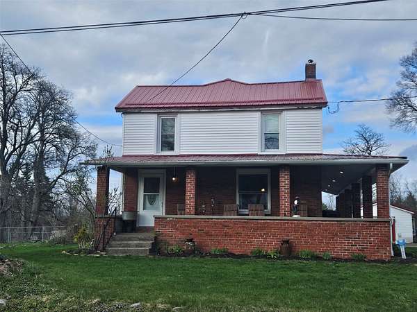 1.5 Acres of Land with Home for Sale in Erie, Pennsylvania
